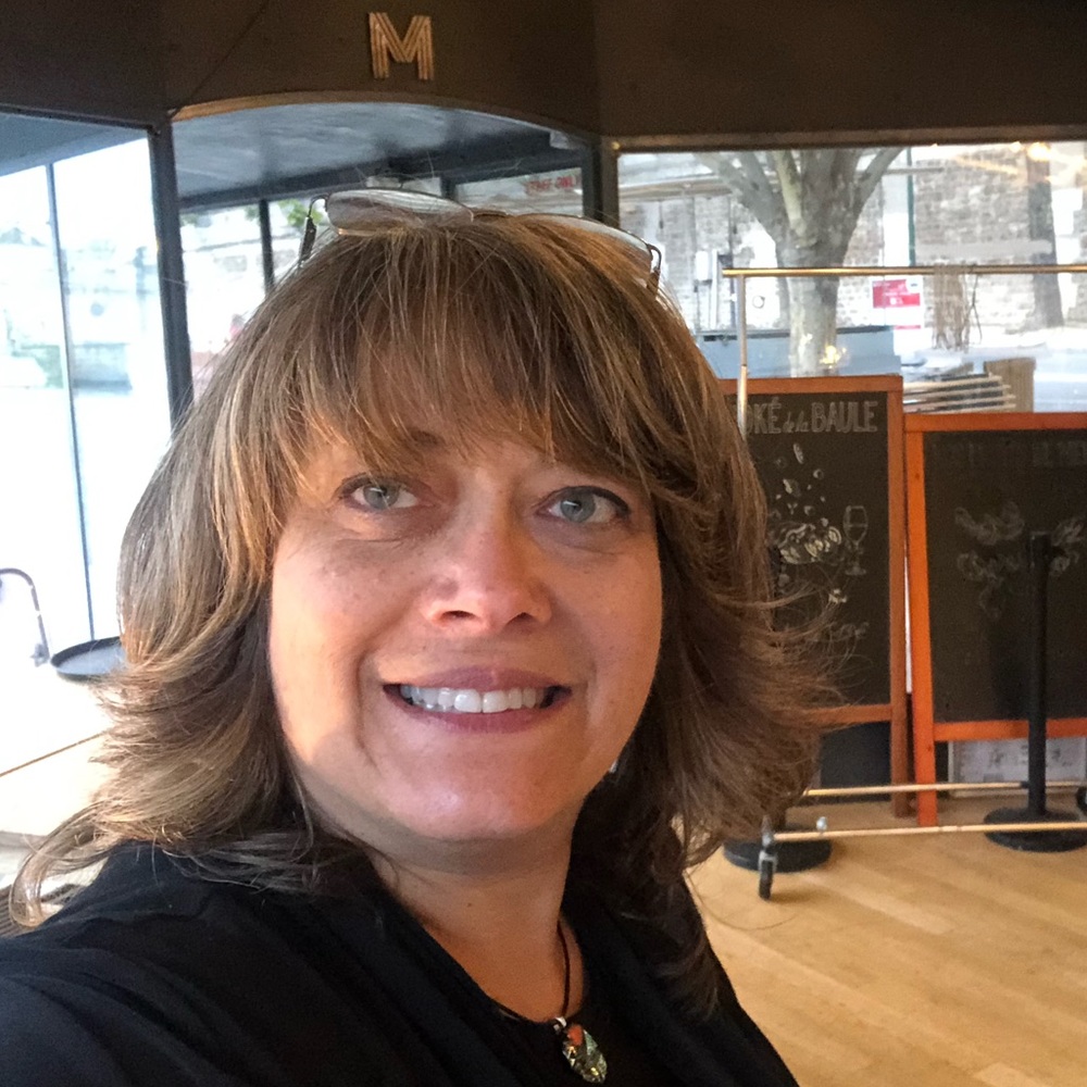 Meet your Posher, Mara